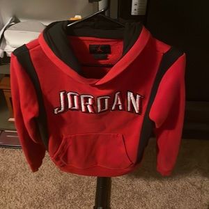 Jordan boys hoody medium